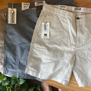 Set of three Mountain khaki Jackson chino short slim fit